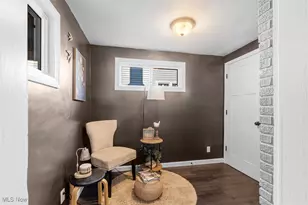 1922 12th St, Cuyahoga Falls, OH 44223 - Photo 24