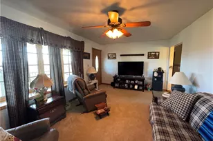 69142 Woods Rd, Bridgeport, OH 43912 - Photo 16