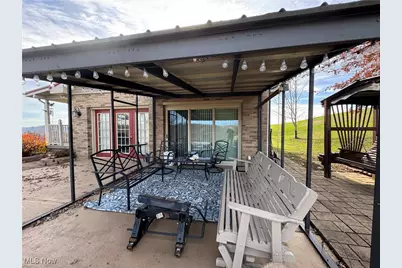 69142 Woods Road, Bridgeport, OH 43912 - Photo 6