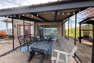 69142 Woods Rd, Bridgeport, OH 43912 - Photo 6