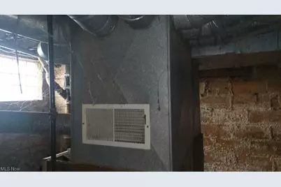 1421 Elder Avenue, Akron, OH 44301 - Photo 18