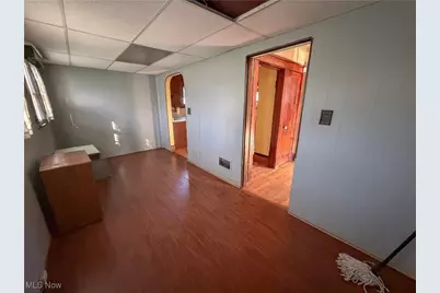 2426 Shirley Road, Youngstown, OH 44502 - Photo 14