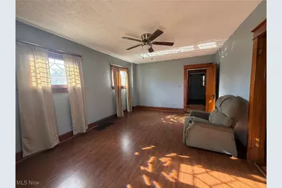2426 Shirley Road, Youngstown, OH 44502 - Photo 8