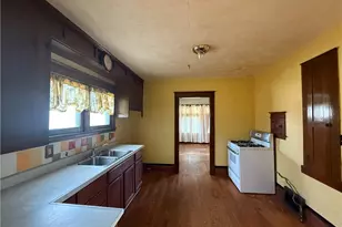 2426 Shirley Rd, Youngstown, OH 44502 - Photo 10