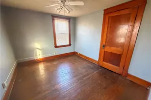 2426 Shirley Rd, Youngstown, OH 44502 - Photo 16