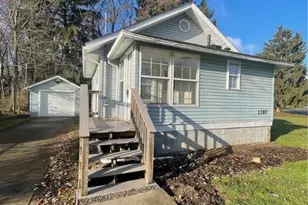 1287 3rd St SE, Massillon, OH 44646 - Photo 2