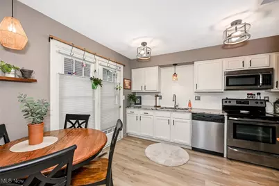 152 Sturbridge Drive, Medina, OH 44256 - Photo 4