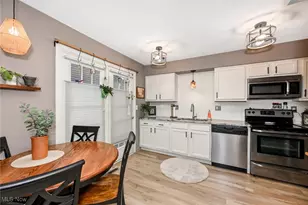 152 Sturbridge Dr, Medina, OH 44256 - Photo 4