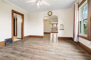 3840 Waynesburg Dr SE, Canton, OH 44707 - Photo 10