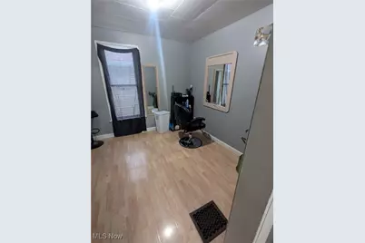 212 7th Street NW, New Philadelphia, OH 44663 - Photo 8