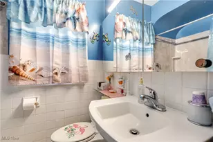 708 29th St NE, Canton, OH 44714 - Photo 14