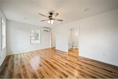 506 Middle Road, Conneaut, OH 44030 - Photo 16