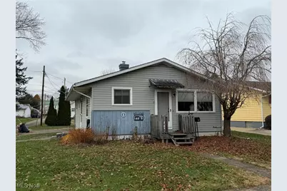 424 3rd Street NE, New Philadelphia, OH 44663 - Photo 1