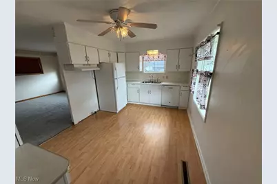 424 3rd Street NE, New Philadelphia, OH 44663 - Photo 36