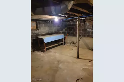 374 E Voris Street, Akron, OH 44311 - Photo 10