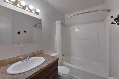 7402 Sierra Madre Trail, Boardman, OH 44512 - Photo 8