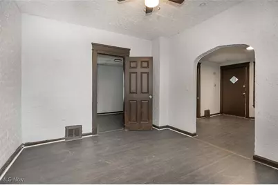 2912 E 102nd Street, Loveland, OH 44104 - Photo 8