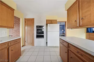 5300 Aster Ave NE, Canton, OH 44705 - Photo 16