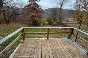 1705 Cleveland Ave, East Liverpool, OH 43920 - Photo 6