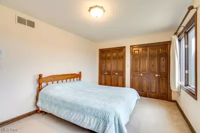 4700 Barnsleigh Drive, Akron, OH 44333 - Photo 40