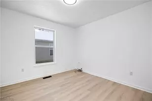 127 Parmely Ave, Elyria, OH 44035 - Photo 14