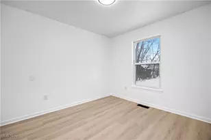 127 Parmely Ave, Elyria, OH 44035 - Photo 22