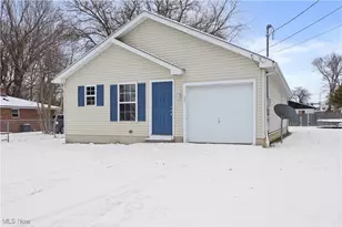 127 Parmely Ave, Elyria, OH 44035 - Photo 2
