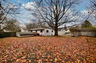 1199 Iona Ave, Akron, OH 44314 - Photo 32