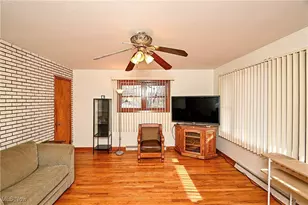 1199 Iona Ave, Akron, OH 44314 - Photo 4