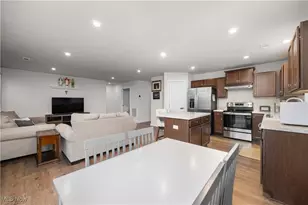 133 W Spring Dr, Elyria, OH 44035 - Photo 10