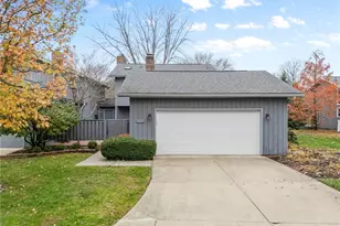 2111 Prestwick Dr, Uniontown, OH 44685 - Photo 2