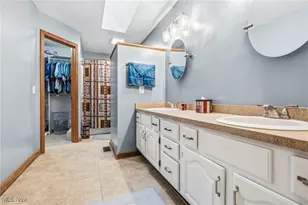 2111 Prestwick Dr, Uniontown, OH 44685 - Photo 30