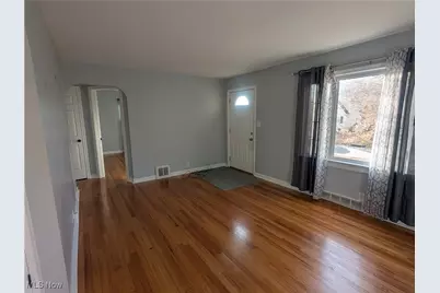 131 Emmons, Akron, OH 44312 - Photo 6
