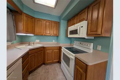 131 Emmons, Akron, OH 44312 - Photo 8