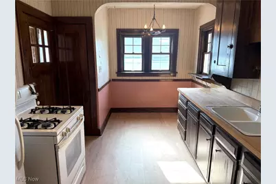 15735 Clifton Boulevard, Oakwood, OH 44107 - Photo 22