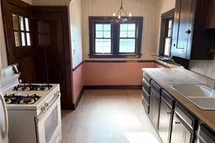 15735 Clifton Blvd, Oakwood, OH 44107 - Photo 22