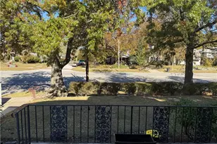 15735 Clifton Blvd, Oakwood, OH 44107 - Photo 4