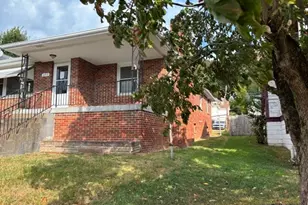 637 5th St, New Martinsville, WV 26155 - Photo 2