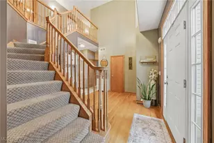 4212 Devonshire Ct, Akron, OH 44321 - Photo 6