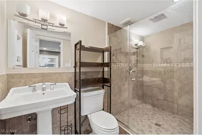 4212 Devonshire Court, Akron, OH 44321 - Photo 46