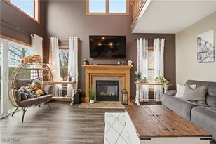 4212 Devonshire Ct, Akron, OH 44321 - Photo 24