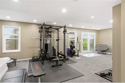 4212 Devonshire Court, Akron, OH 44321 - Photo 44