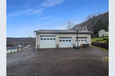 175 Wall Street, Weirton, WV 26062 - Photo 2