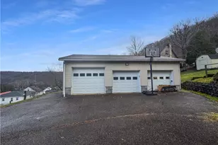 175 Wall St, Weirton, WV 26062 - Photo 2