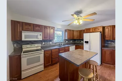 175 Wall Street, Weirton, WV 26062 - Photo 6