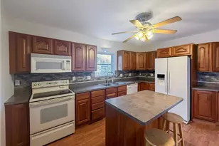 175 Wall St, Weirton, WV 26062 - Photo 6