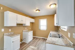 662 E 125th St, Loveland, OH 44108 - Photo 14