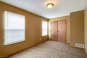 662 E 125th St, Loveland, OH 44108 - Photo 18