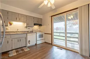 4529-4533 Camelot Cir, Uniontown, OH 44685 - Photo 6