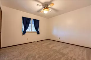 4529-4533 Camelot Cir, Uniontown, OH 44685 - Photo 12